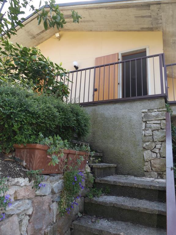 Villetta Rossone Torri Del Benaco Exteriér fotografie